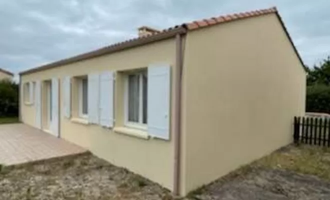 Rénovation de façade, Malville, RE2J