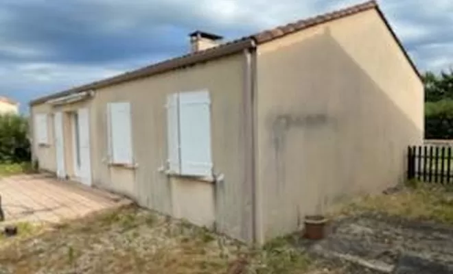 Rénovation de façade, Malville, RE2J